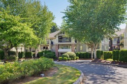 313-22025 48 Avenue Langley, BC V3A 8L2