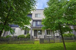 75-15665 Mountain View Drive Surrey, BC V3Z 0W8