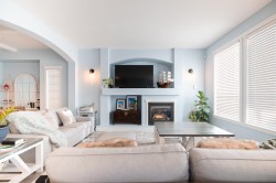 18940 72 Avenue Surrey, BC V4N 5M8