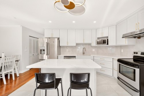 8960 157 Street, Surrey, BC 