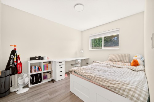 8960 157 Street, Surrey, BC 