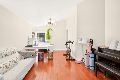 8960 157 Street, Surrey, BC 