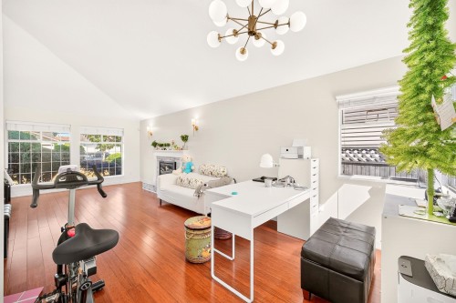 8960 157 Street, Surrey, BC 