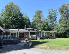 2139 171 Street Surrey, BC V3Z 9X6