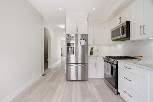14-19631 55A Avenue, Langley, BC 
