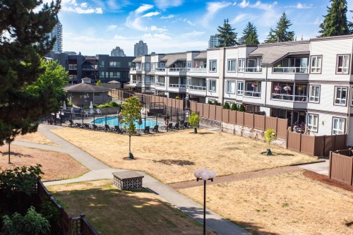 304-1860 Southmere Crescent E, White Rock, BC 