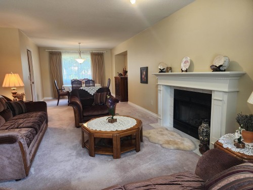15499 91A Avenue, Surrey, BC 