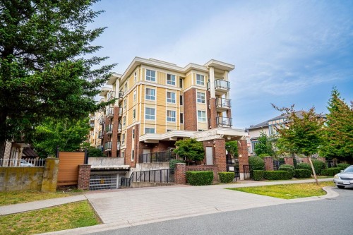 #313-13883 Laurel Drive  Surrey, BC V3T 1A8