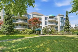 201-1705 Martin Drive Surrey, BC V4A 9T5