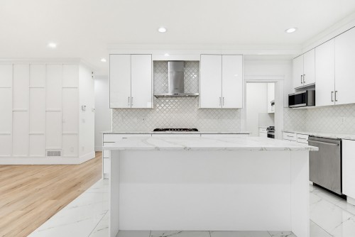 7349 194 Street, Surrey, BC 