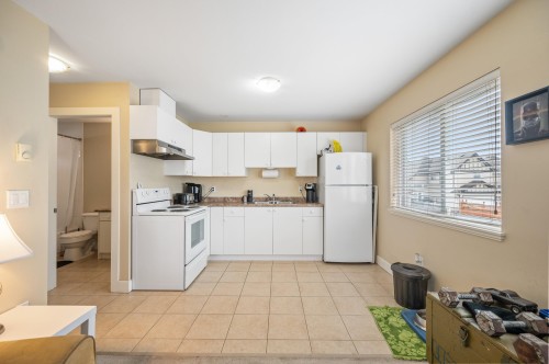 7349 194 Street, Surrey, BC 