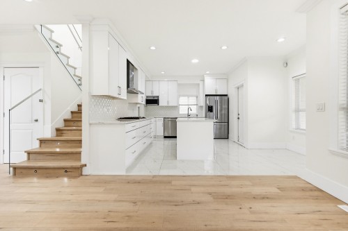 7349 194 Street, Surrey, BC 