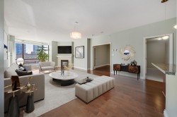 206-1581 Foster Street  White Rock, BC V4B 5M1