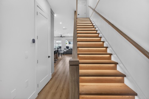 16511 20 Avenue, Surrey, BC 