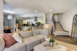 10532 Holly Park Lane Surrey, BC V3R 6X9