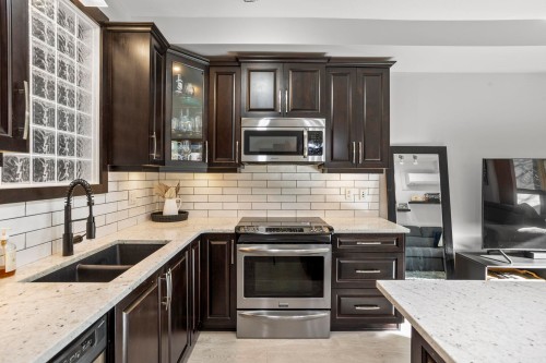 253-8258 207A Street, Langley, BC 