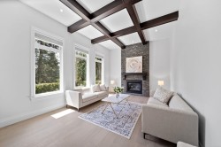 13101 14 Avenue Surrey, BC V4A 1G6