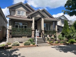 17371 64 Avenue Surrey, BC V3S 1Y8