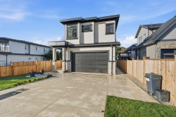 8233 114 Street  Delta, BC V4C 5J4