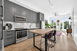 407-10168 149 Street Surrey, BC V3R 0E9