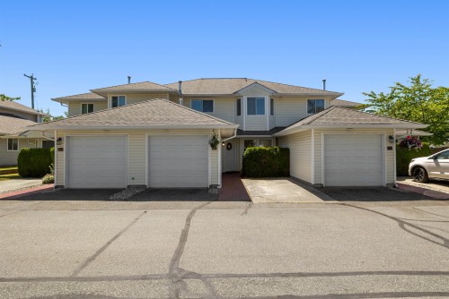 18-21928 48 Avenue  Langley, BC V3A 8H1
