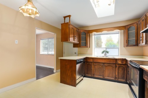 9496 209B Crescent, Langley, BC 