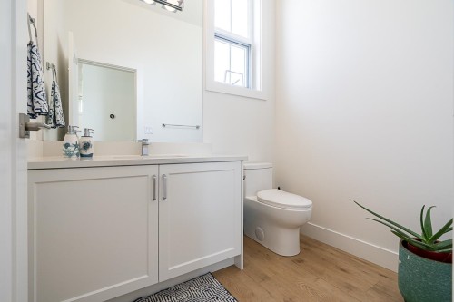 41-20321 80 Avenue, Langley, BC - Indoor Photo Showing Bathroom