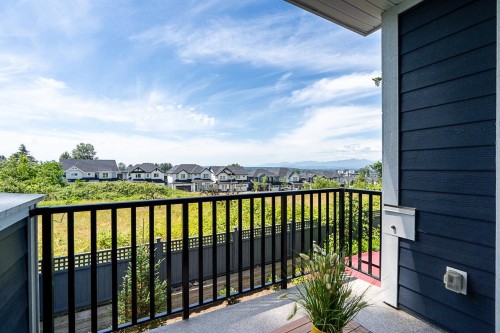 41-20321 80 Avenue, Langley, BC - Outdoor With Exterior