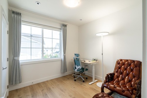 41-20321 80 Avenue, Langley, BC - Indoor Photo Showing Office