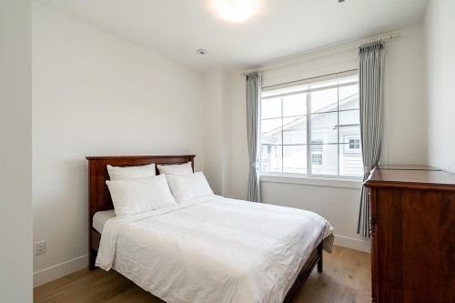 41-20321 80 Avenue, Langley, BC - Indoor Photo Showing Bedroom