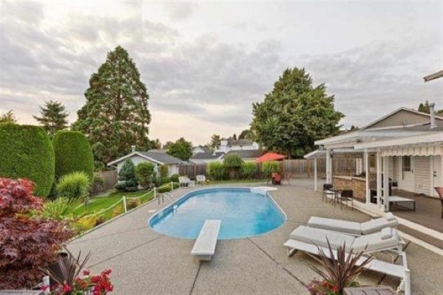 18244 54 Avenue, Surrey, BC 