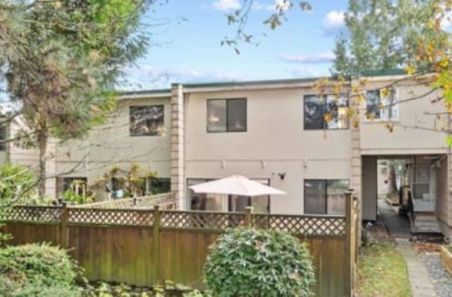 139-15215 105 Avenue  Surrey, BC V3R 1R9