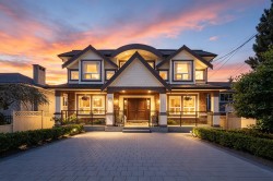 15354 Royal Avenue  White Rock, BC V4B 1M8