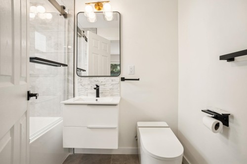 15962 North Bluff Road, White Rock, BC 