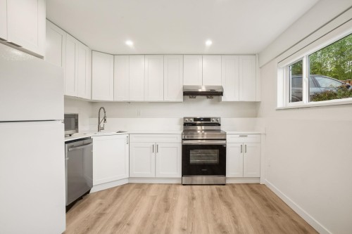 15962 North Bluff Road, White Rock, BC 
