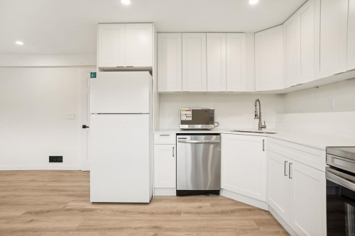 15962 North Bluff Road, White Rock, BC 