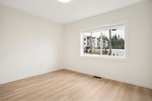 15962 North Bluff Road, White Rock, BC 