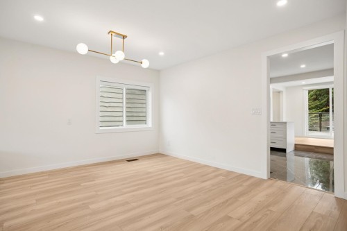 15962 North Bluff Road, White Rock, BC 