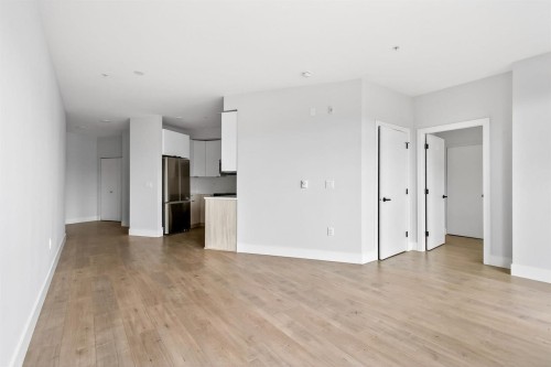 214-20061 Fraser Highway, Langley, BC 