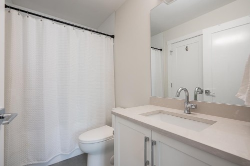 211-20356 72B Avenue, Langley, BC 