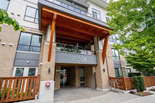 211-20356 72B Avenue, Langley, BC 
