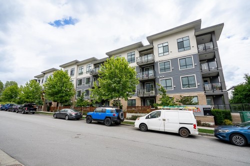 211-20356 72B Avenue, Langley, BC 