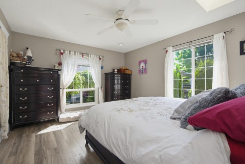 26860 24A Avenue, Langley, BC - Indoor Photo Showing Bedroom