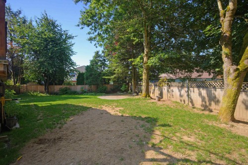 26860 24A Avenue, Langley, BC - Outdoor With Backyard