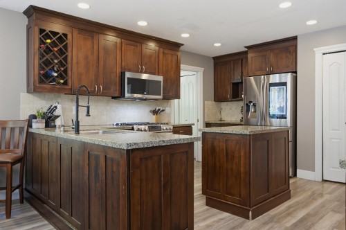 26860 24A Avenue, Langley, BC - Indoor Photo Showing Kitchen