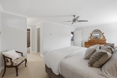 16237 Northglen Place, Surrey, BC 