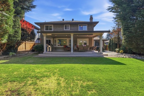 16237 Northglen Place, Surrey, BC 