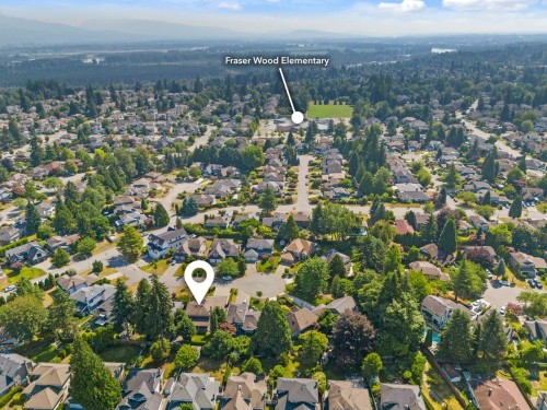 16237 Northglen Place, Surrey, BC 