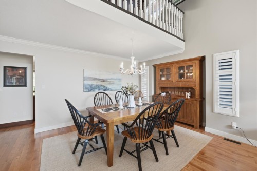 16237 Northglen Place, Surrey, BC 