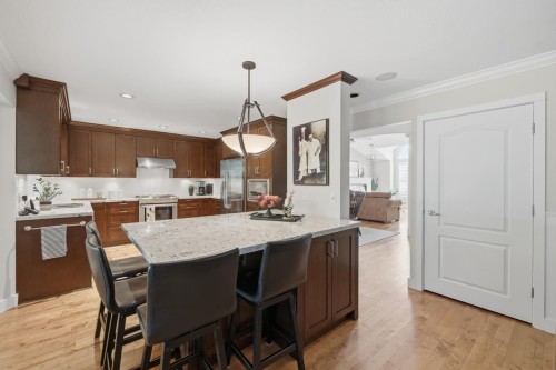 16237 Northglen Place, Surrey, BC 